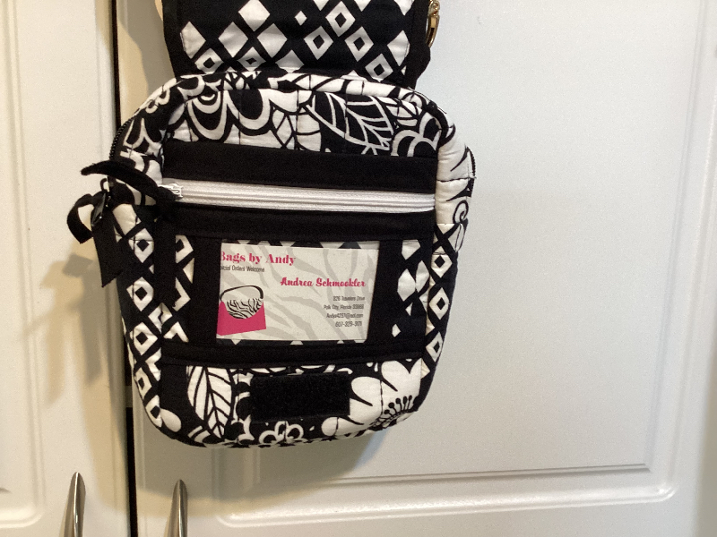 On the Go /black white Bag