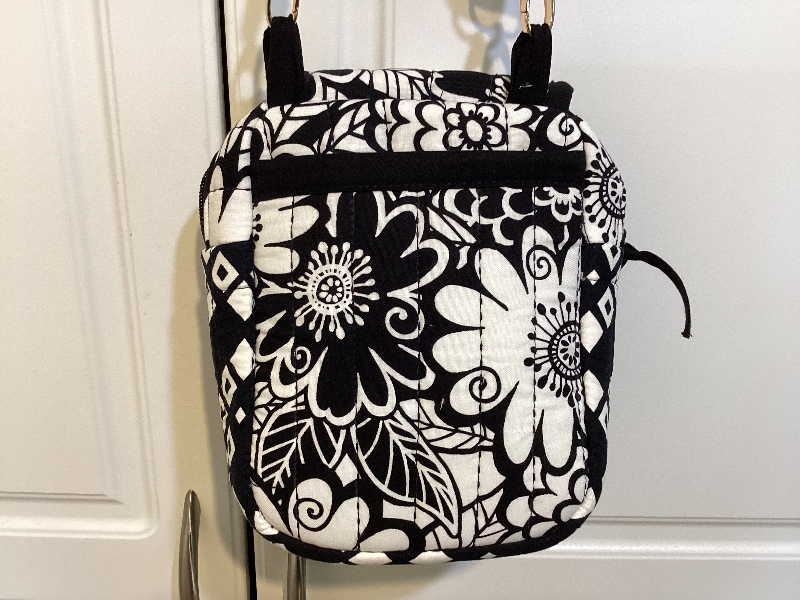On the Go /black white Bag