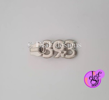 39.3 Zipper Pull Set of 5. *LAST CALL*