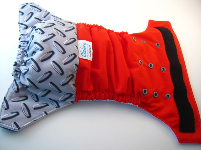 Red with Diamond Plate W2W