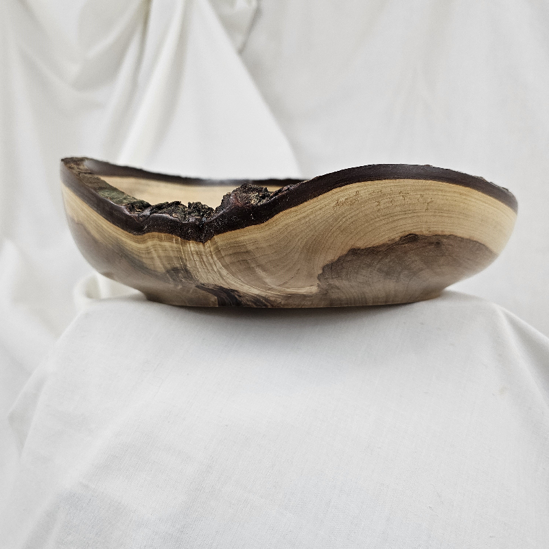 Maple "Sister" Bowls - Live Edge (set of two, 11" x 3-1/2" each)